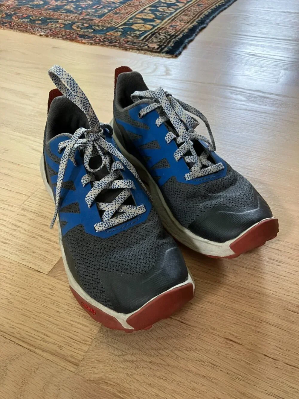 GUC Salomon Sneakers